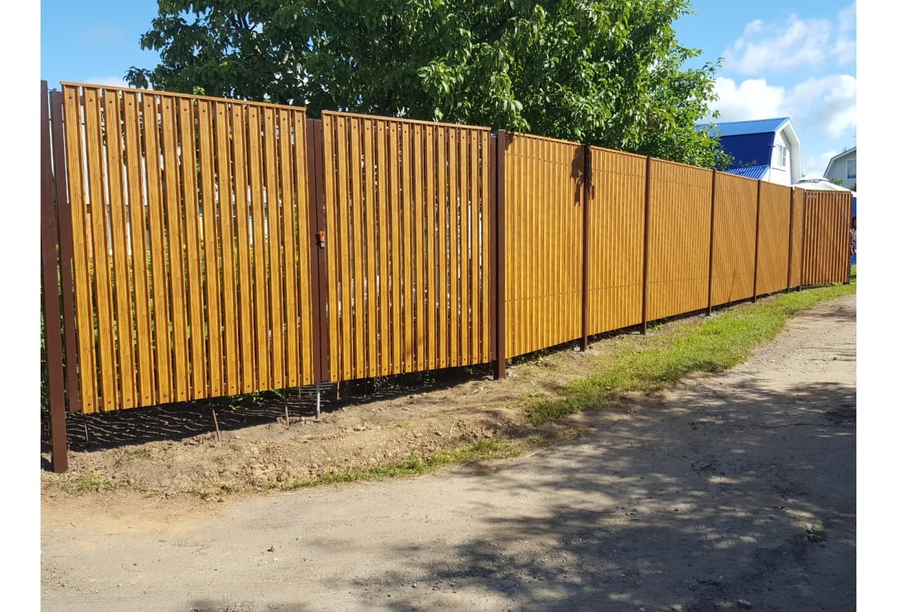 Штакетник М-образный A с прямым резом Grand Line 0,45 Принт Элит двухсторонний Золотой дуб