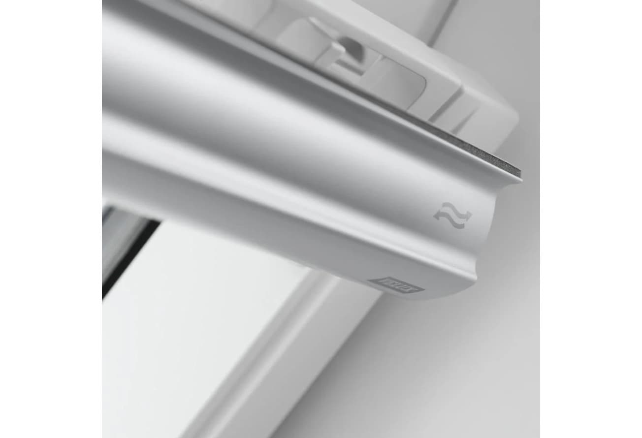 Окно мансардное VELUX GLU 0061 66x118 (двухкамерное, ручка сверху)